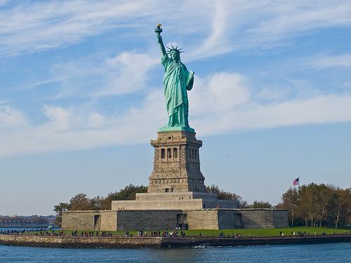статуя свободы самая высокая статуя в мире