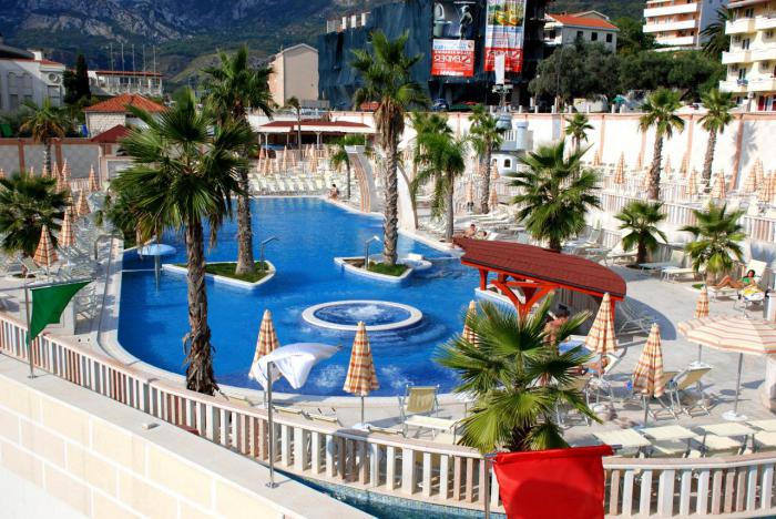 hotel with a water park in montenegro