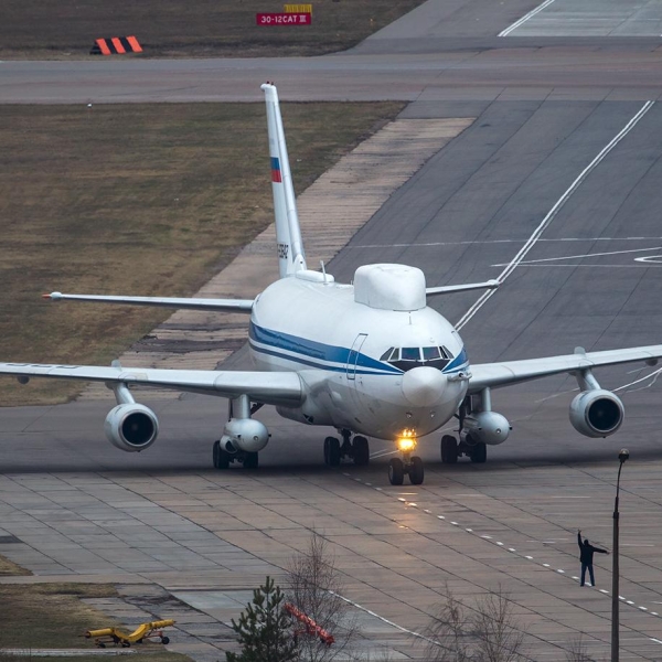 На рулевом управлении ИЛ-80