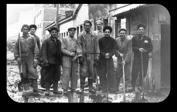 Рабочие строители Пермского мукомольного, 1952 г