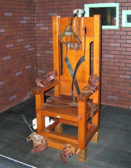 Электрический стул для таракана