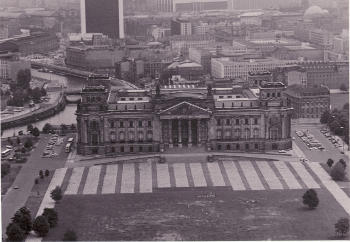 Reichstag wall