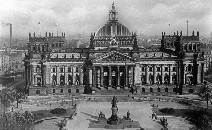 flag over the Reichstag