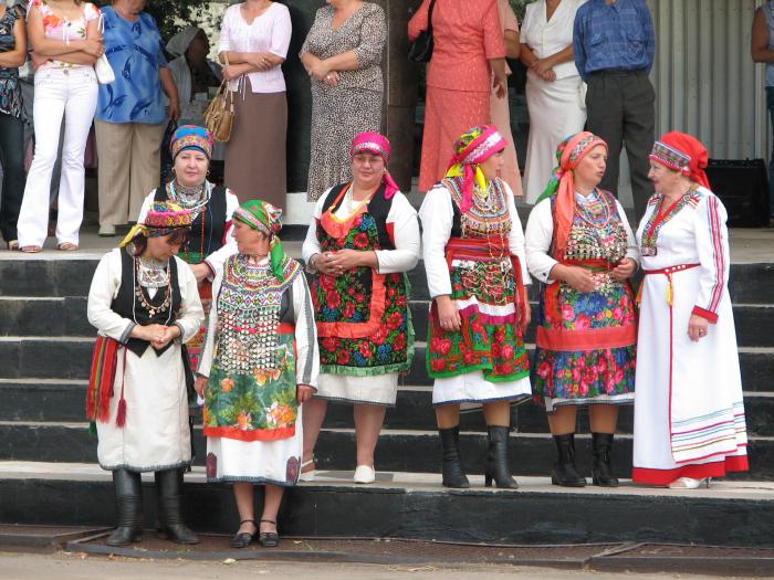 Мордовский национальный костюм женский фото
