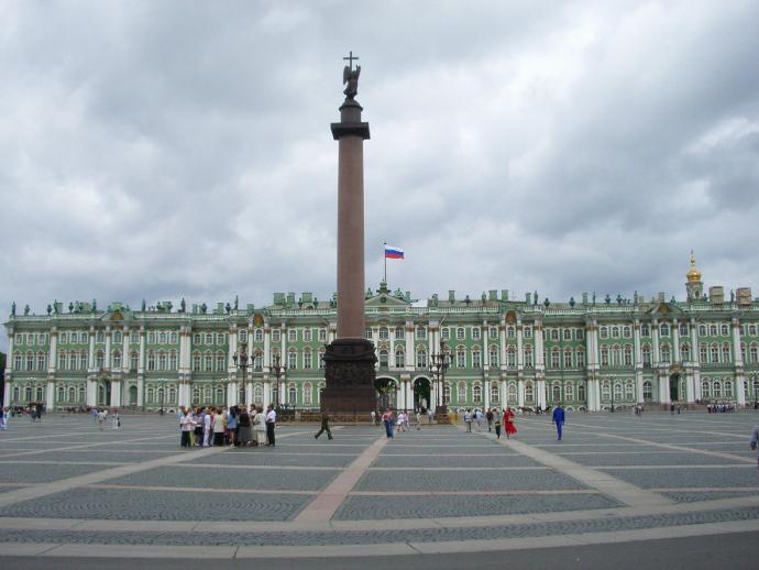 where to go with a child in St. Petersburg