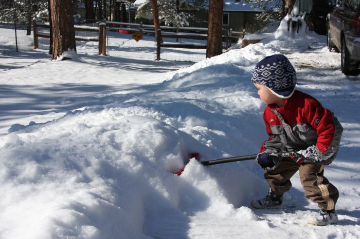 do-it-yourself snow slide