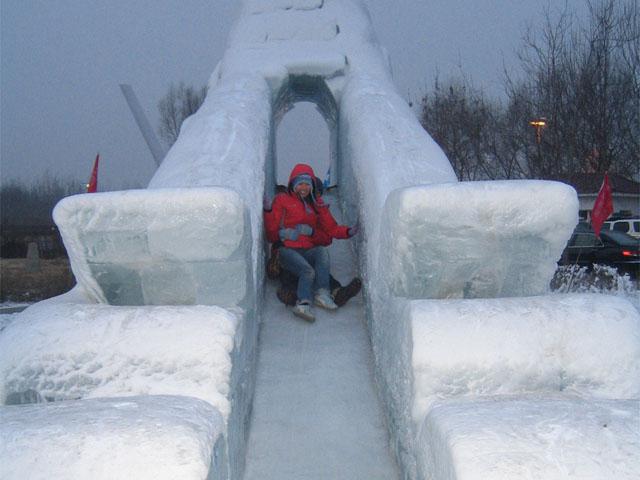 how to build a hill of snow