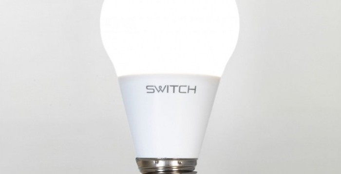 светодиодная лампа с выключателем и подсветкой 
