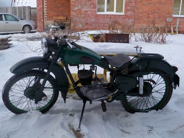 мотоцикл м1м на снегу
