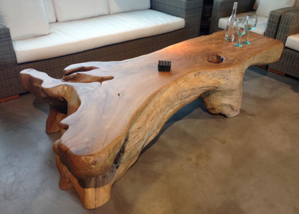 Кофейный столик из массива дерева
