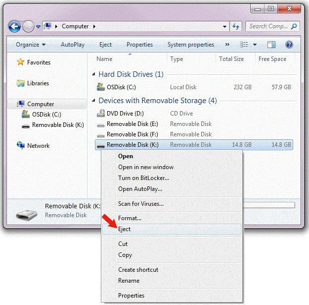 Removing a flash drive without safely removing it