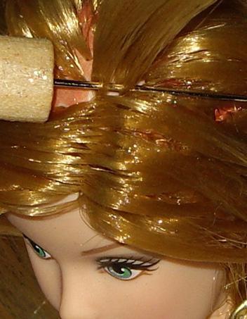 как перепрошить кукле волосы