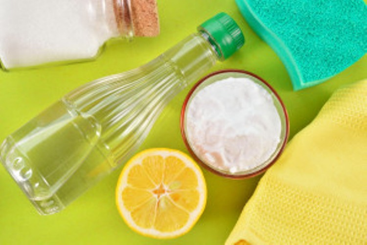Сода с уксусом для чистки мягкой мебели
