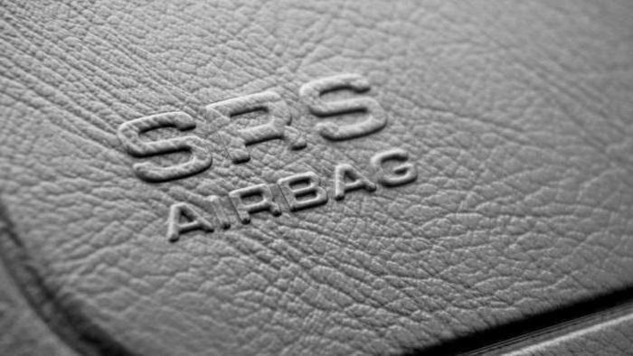 Почему загорается лампочка Airbag, причины неисправности SRS, способы устранения - полезные статьи на Автодромо