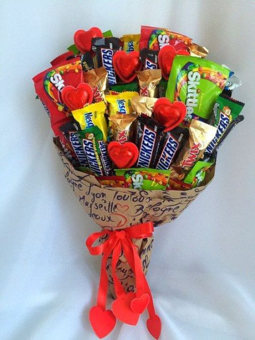 crafts from a bouquet of sweets