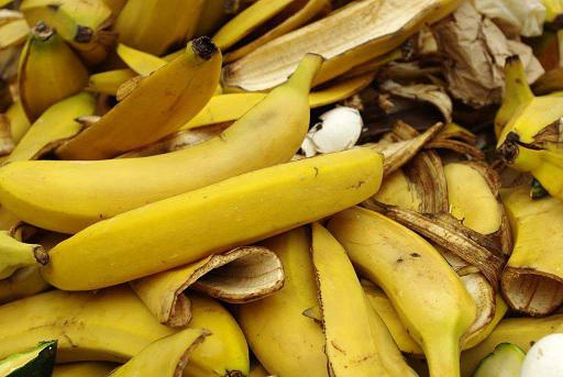 Банановая кожура для растений