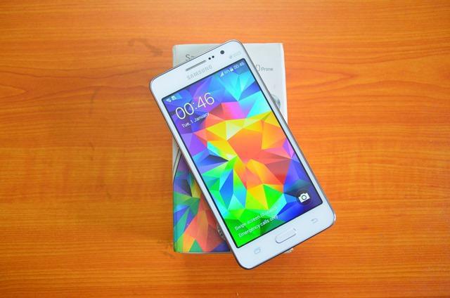 Samsung Galaxy Grand Prime duos SM G530H белый
