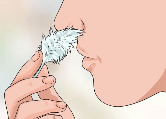 как чихнуть ребенку