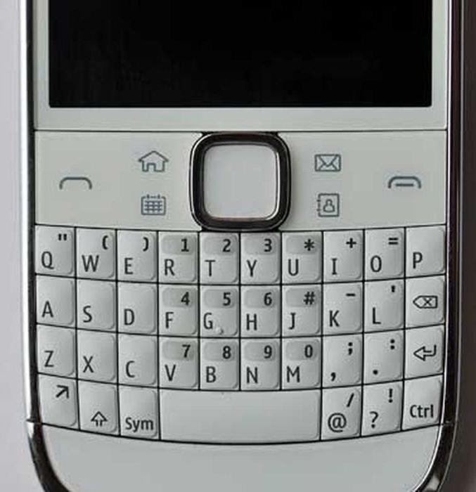 Nokia E6 цена 