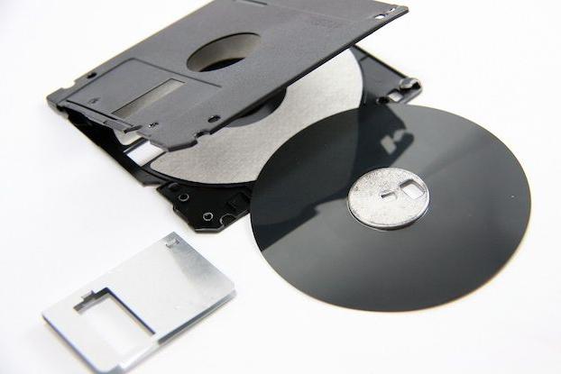 Информационный объем файла содержащего данные и хранящегося на гибком диске не может быть меньше чем