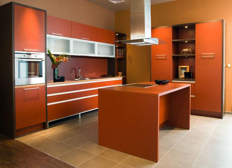 Оранжевая цветовая гамма в кухне