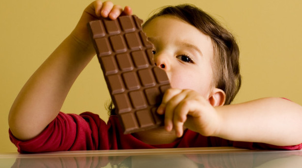Шоколад любят и взрослые и дети