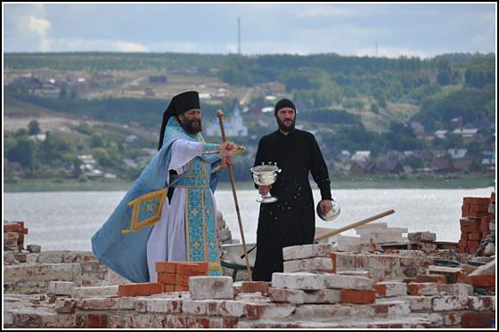 Успенский Свияжский мужской монастырь