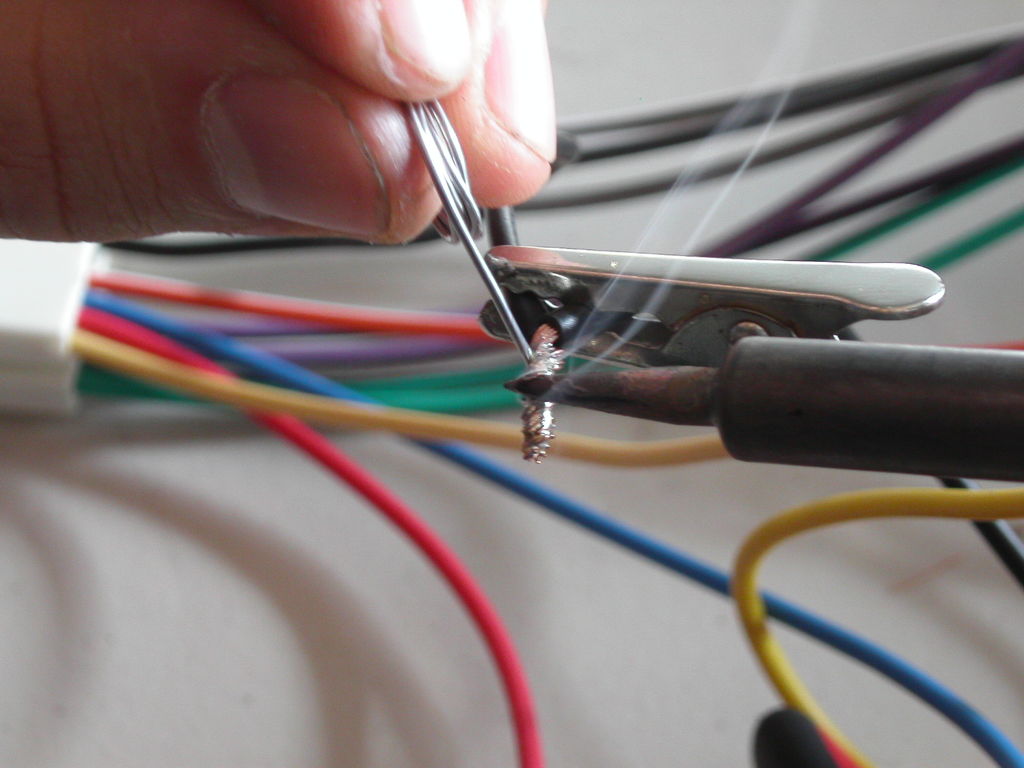 пайка кабелей и проводов