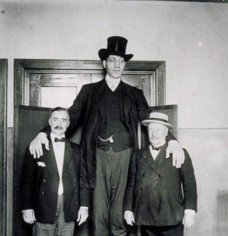 самый высокий человек в истории