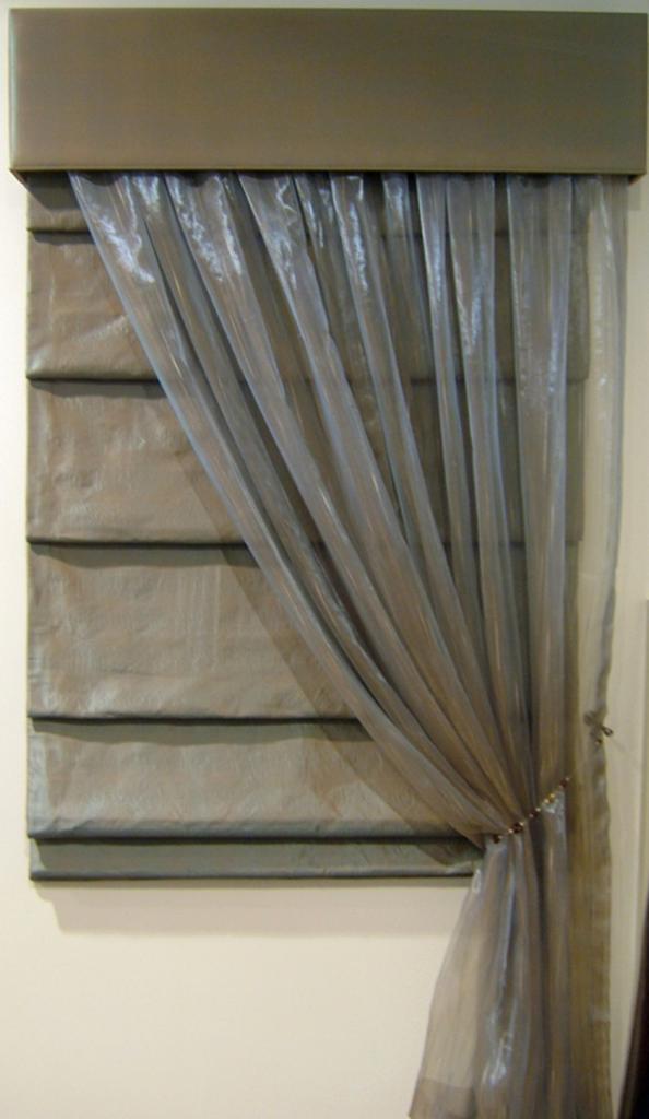 римские шторы с тюлью фото в интерьере