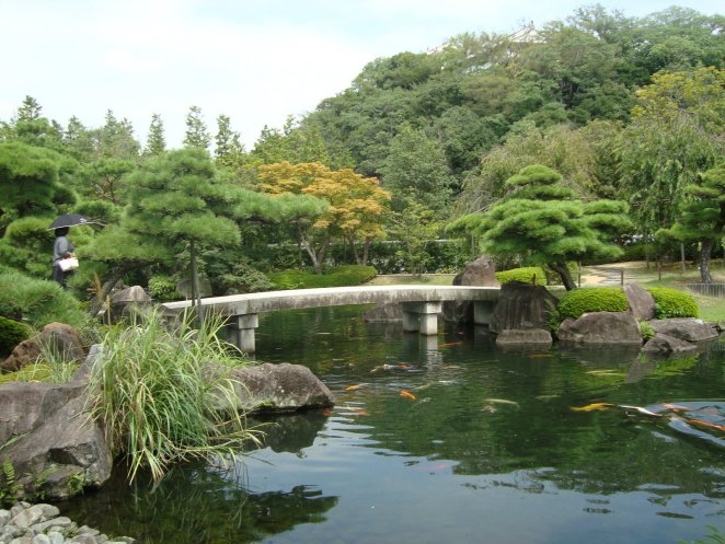 Сад у замка в Осаке