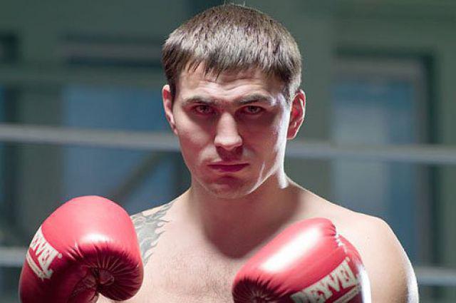 Станислав Каштанов боксер