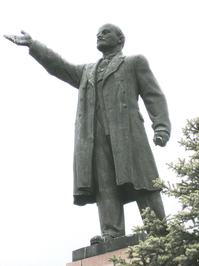 памятник Ленину в Кинешме