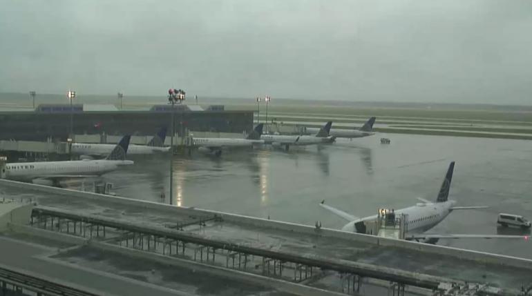 аэропорт Хьюстона затоплен