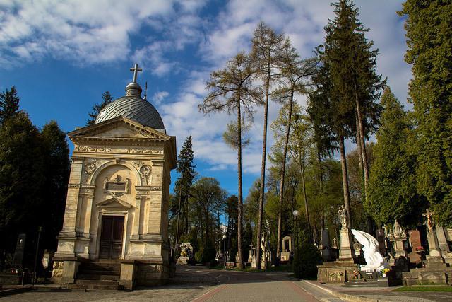 Lychakiv cemetery