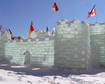 крепость из снега