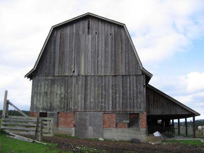 half-hip roof photo