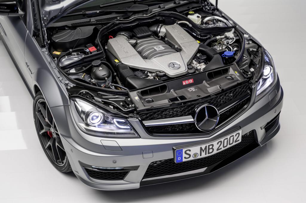 Двигатель Mercedes C63 AMG