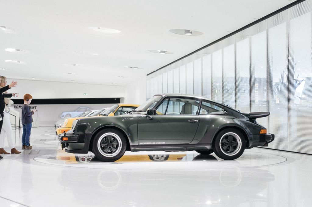 экземпляр Музея Porsche