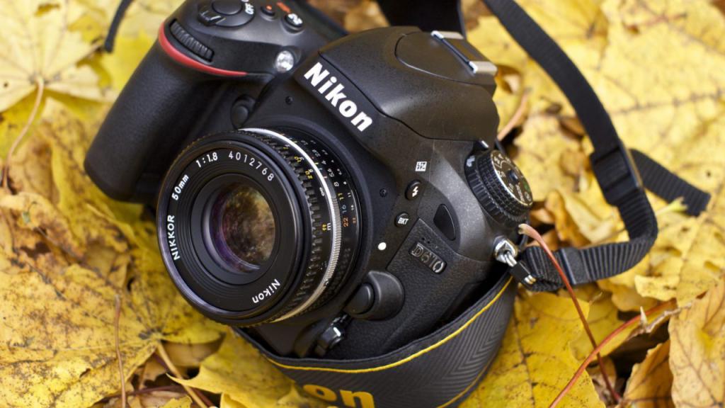 Manual lens for Nikon