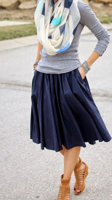 blue skirt with what to wear