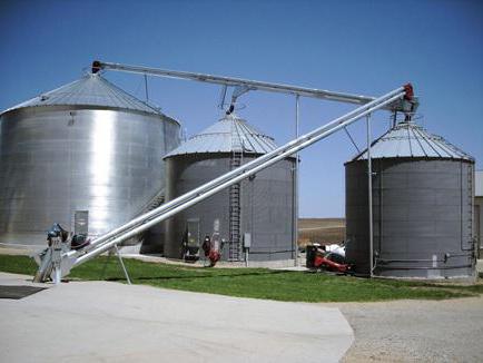 монтаж силосов для хранения зерна