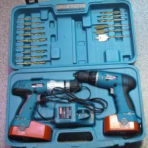 cordless screwdriver makita 6347dwde