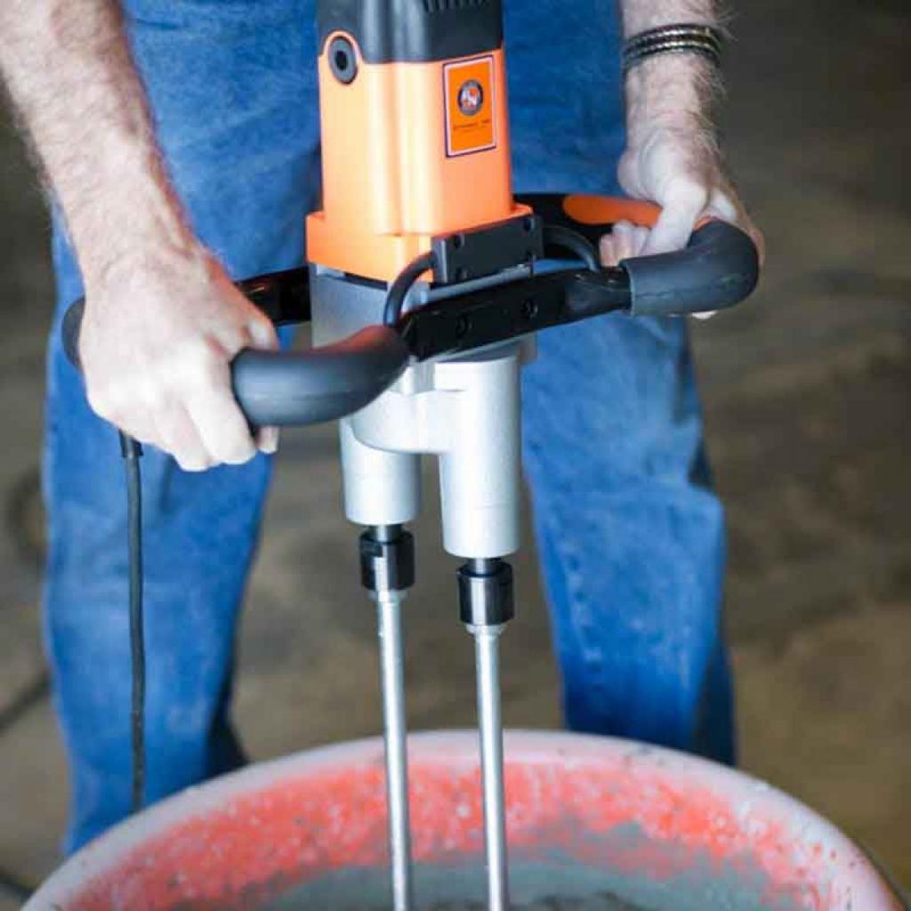 Work with a drill mixer