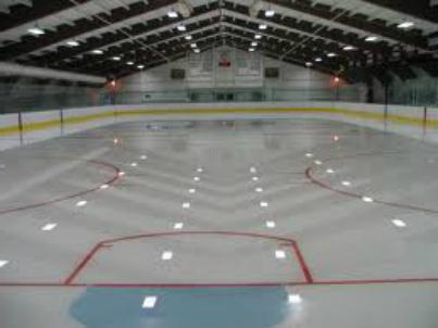размер хоккейной площадки