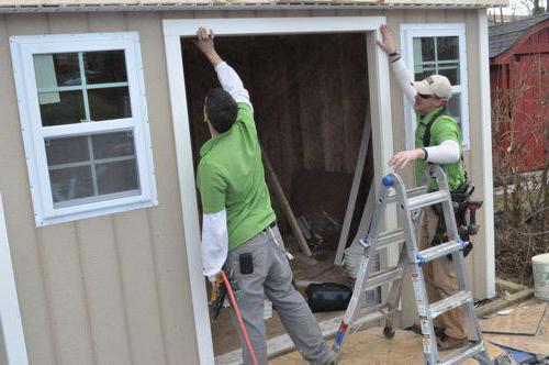 Do-it-yourself installation of an entrance metal door