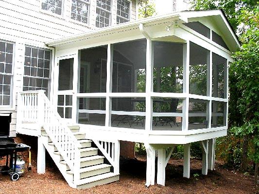 How to build a veranda to the house with your own hands inexpensively?