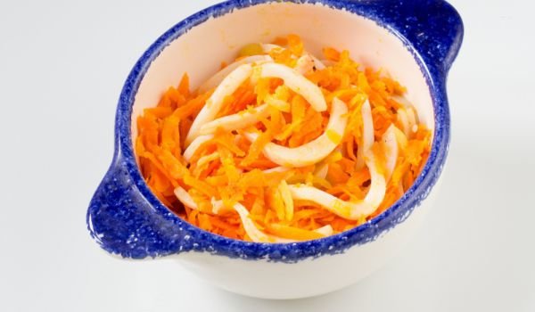 Морковь по-корейски с кальмарами