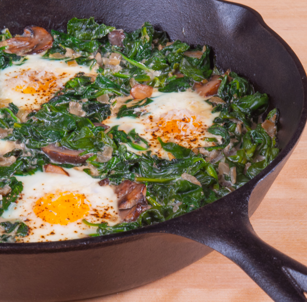 Scrambled Eggs with Mushrooms and Spinach