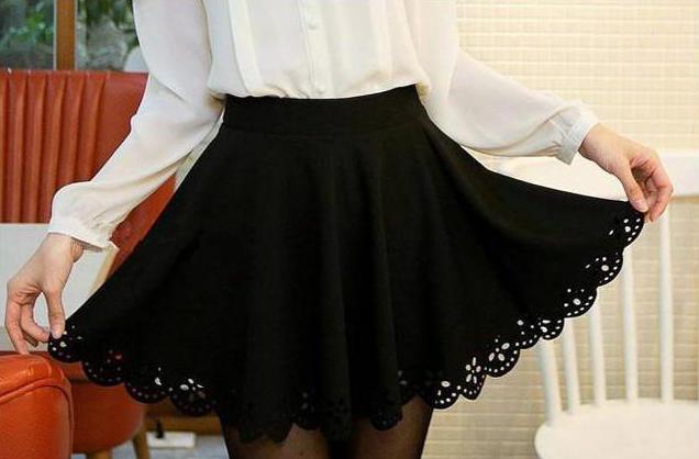 black skirt sun